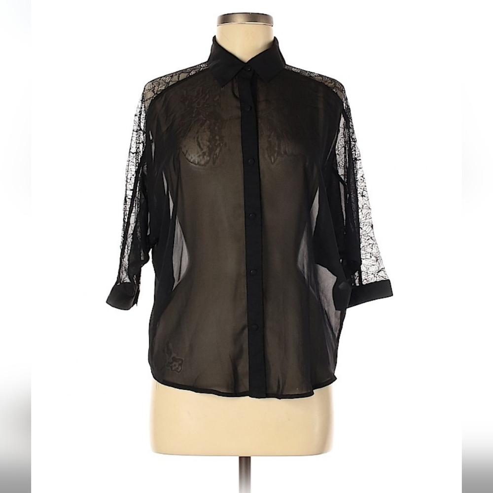 Windsor Floral Lace Button Up Blouse- Size M